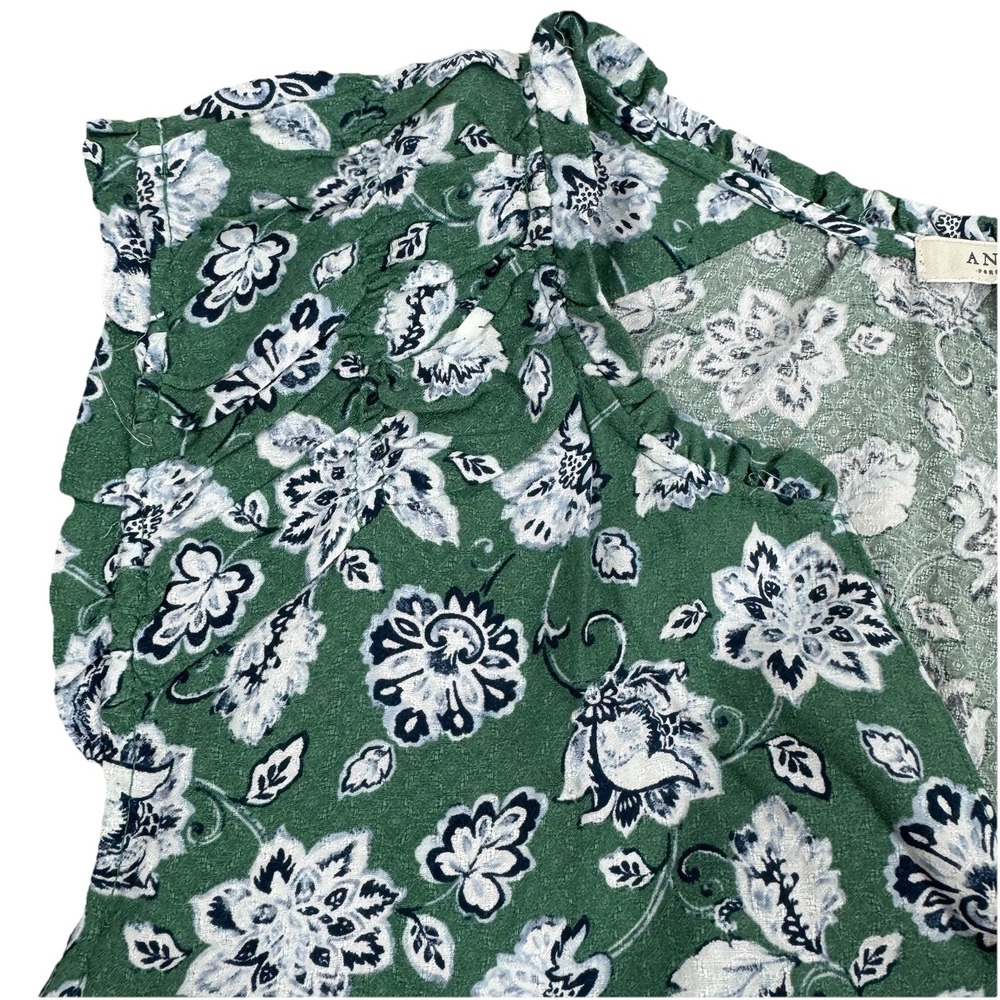 NWT ANGELS Womens Sleeveless V-Neck Tank Top Blouse Shirt Green/Blue Floral - 3X - Picture 5 of 9
